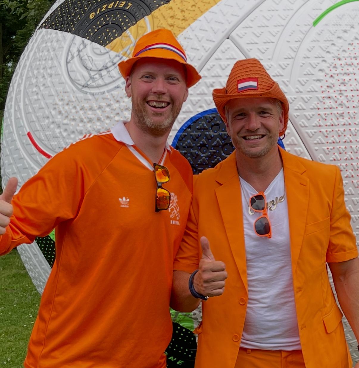Foto van Thijs en Joran, de twee bondscoaches achter De Bondscoaches